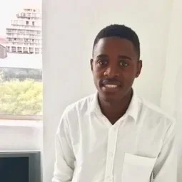 Siseko Gwegwe, Author of the Aviator Guide